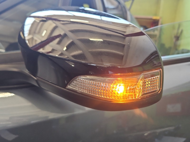 Lusterko lewe Toyota C-HR I 16-23 elektryczny, Europejska, Kod lakieru: 2TH, 11 pin składane elektrycznie (przedostatnie...