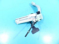 Siłownik klapki wlewu paliwa Toyota Avensis III T27 77030-05030