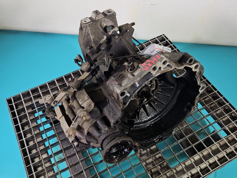 Skrzynia biegów Audi A3 8L 1.6 SR (AVU) Skrzynia biegów Audi A3 8L 1.6 SR (AVU)