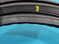 Uszczelka drzwi przód lewa Audi A3 8V 8V5831721