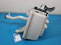 Zbiornik Zbiorniczek płynu spryskiwacza Toyota Corolla E15