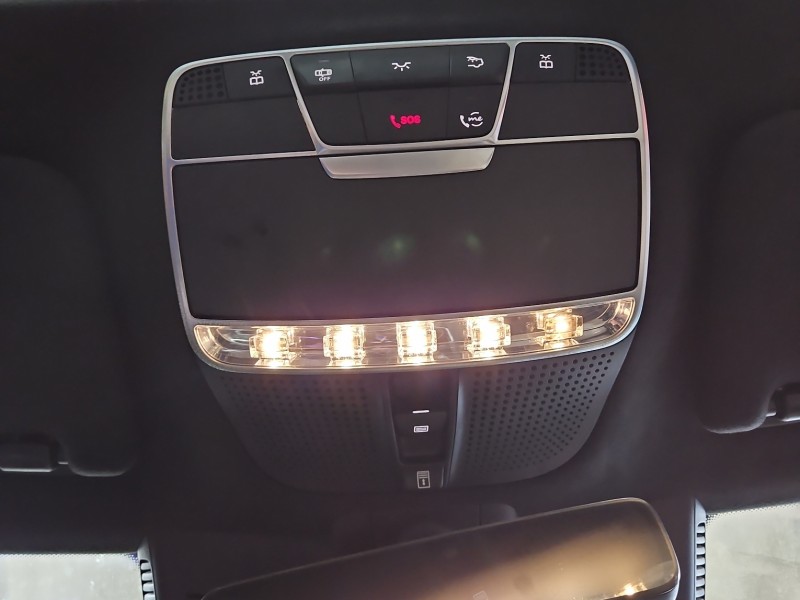 Lampa kabiny lampka Mercedes W222 0009008317