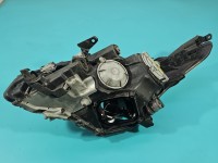 Reflektor prawy lampa przód Toyota Avensis III T27 EUROPA