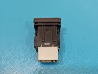 Przełącznik podgrzewania kierownicy Mitsubishi Eclipse Cross 8612A050