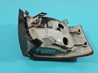 Lampa tył prawa Producent części: Audi, KOMBI AVANT W BŁOTNIK BEZ LISTWY ŻARÓWKOWEJ Audi A4 B7 kombi