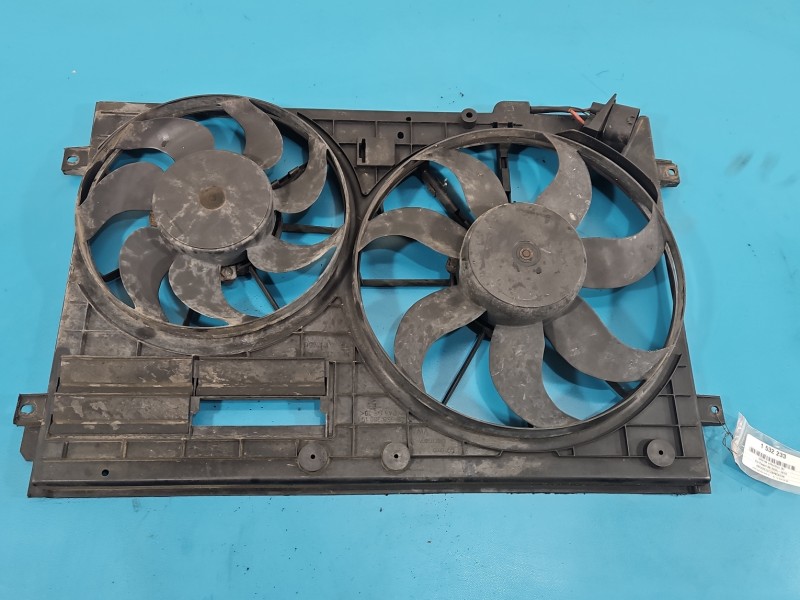 Wentylatory Wentylator chłodnicy Vw Passat B6 1K0121207AA 2.0 tdi