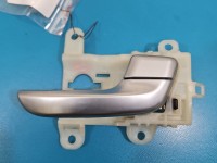 Klamka wewnętrzna tył prawa Kia Niro I 16-22