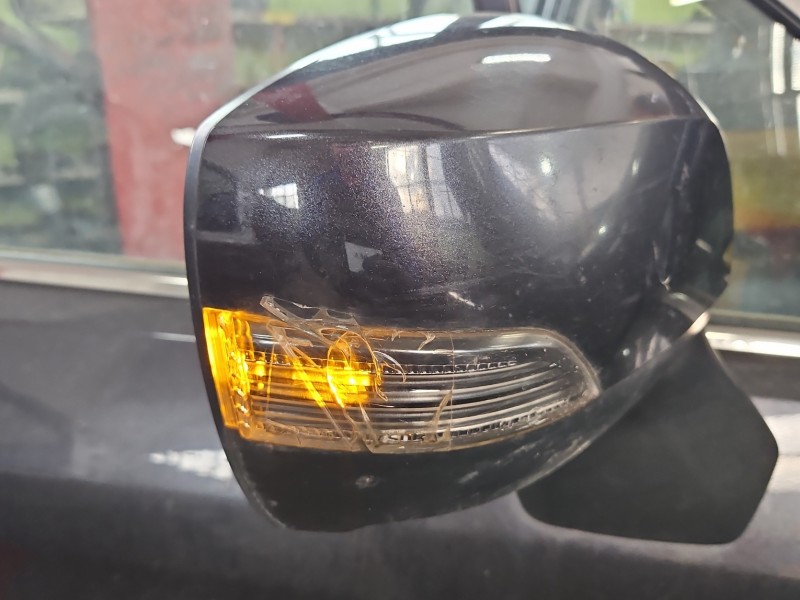 Lusterko prawe Subaru Forester IV SJ 12-18 EUROPA /Lakier: 61K /9 pin / elektrycznie składane / pęknięty klosz...