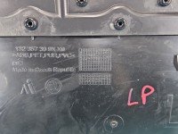 Tapicerka drzwi przód lewa boczek Skoda Superb III 132357399XX0