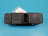 Przełącznik szyb Fiat Freemont 68139806AB Producent części: FIAT EU