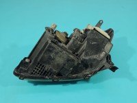 Reflektor prawy lampa przód Toyota Avensis II T25 EUROPA
