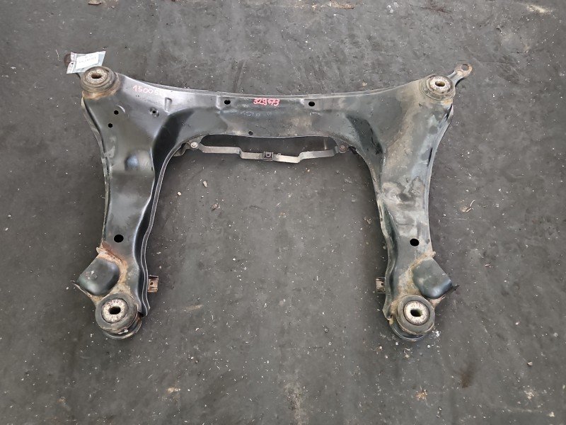 WÓZEK KOŁYSKA TRAWERS Sanki Belka silnika Audi A4 B7 2.0 tdi WÓZEK KOŁYSKA TRAWERS Sanki Belka silnika Audi A4 B7 2.0 tdi