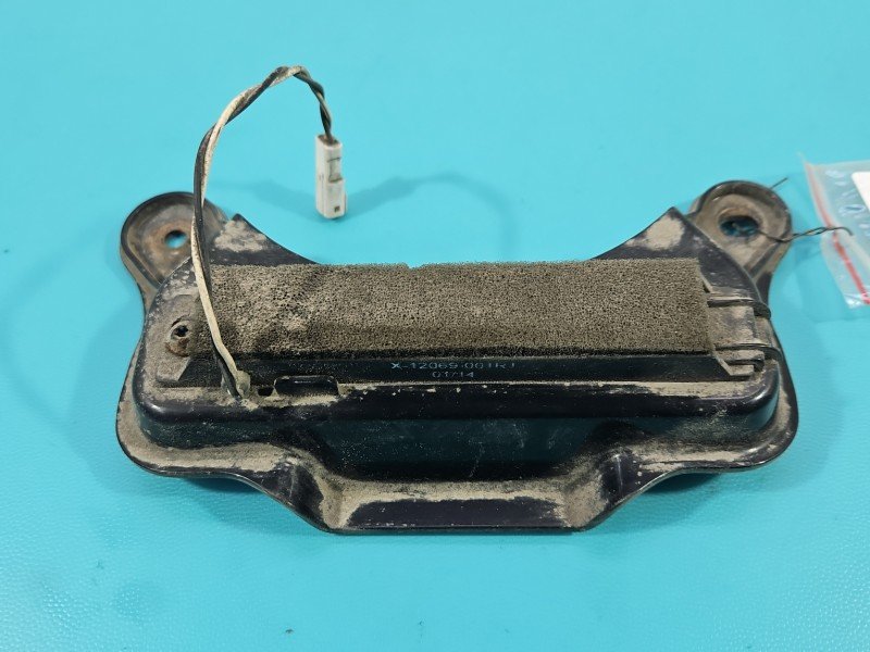 Antena Tesla Model S 1015865-00-A Antena Tesla Model S 1015865-00-A