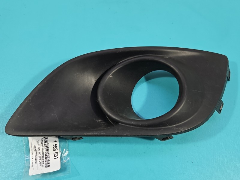 Zaślepka kratka zderzaka lewa atrapa Suzuki Swift Mk7 71761-68L1