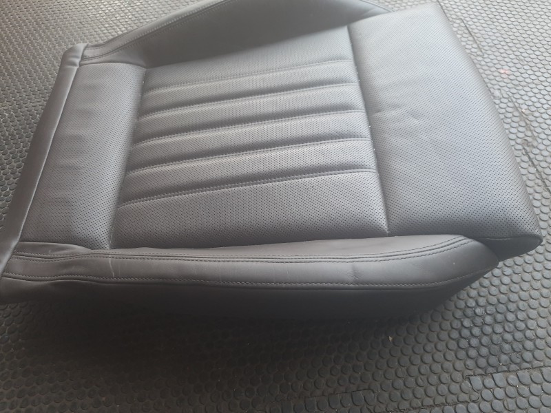 Fotel lewy przód kierowcy Skoda Superb III EU 5d