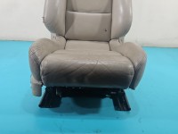 Fotel prawy przód pasażera Audi A8 D2 4d EUROPA