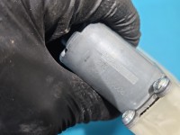 Podnośnik przód lewy Skoda Fabia III 5JA959811K 5d kombi