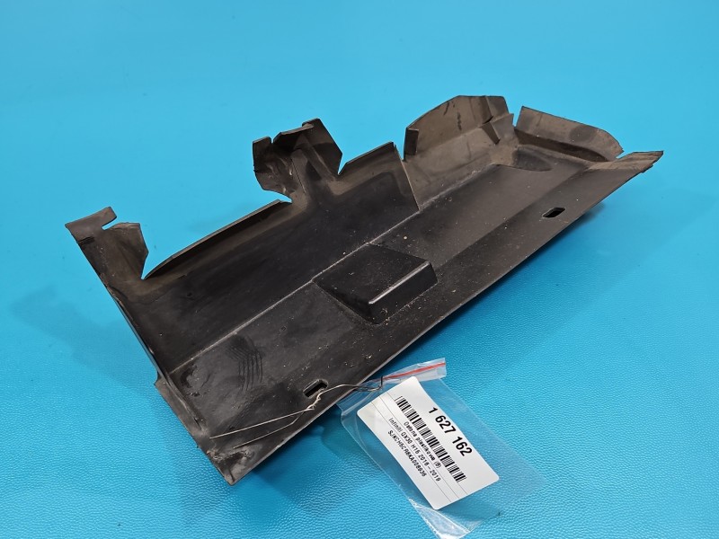 Osłona ZAŚLEPKA PLASTIK KIEROWNICA POWIETRZA PRAWA INFINITI QX30 H15 16-19 A1565050730