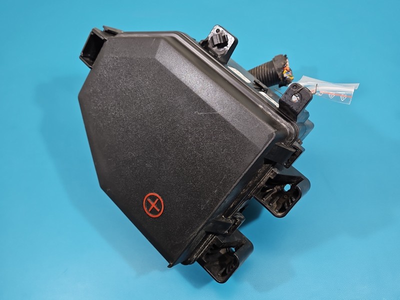 Skrzynka bezpieczników Kia Stinger 91950-J5620, 18980-09450, 18980-09400