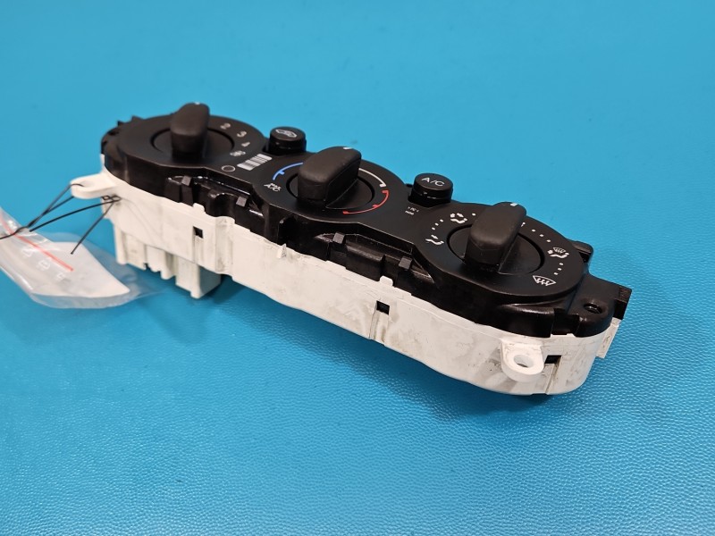 Konsola panel nawiewu Ford Focus Mk3 BM5T-18549