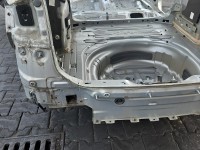 Pas tylny podłoga wanna bagażnika Vw Passat B8 kombi