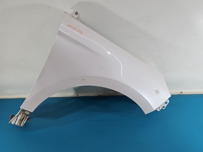 Błotnik przód prawy Ford Edge II biały