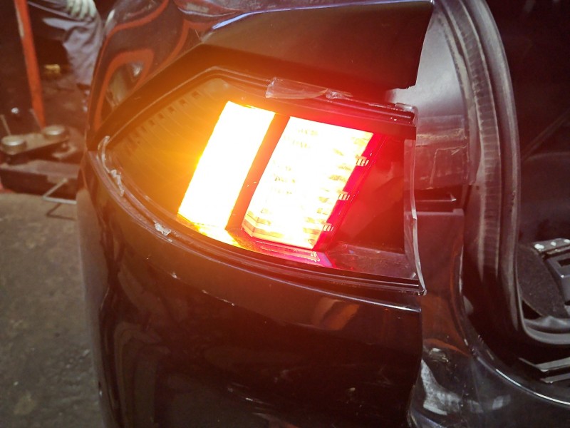 Lampa tył lewa Peugeot 508 II 18- HB Peugeot, Valeo, zewnętrzna, LED, Na części , pęknięty klosz lampy wewnątrz EUROPA