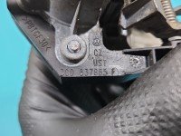 Klamka przód lewa zewnętrzna Vw Passat B6 3C0837885F