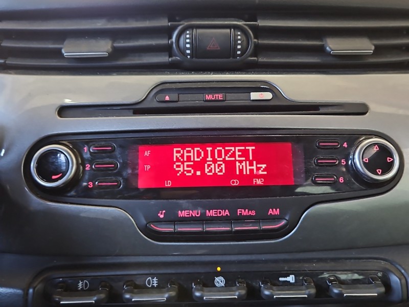 Radio fabryczne Alfa romeo Giulietta 1560912490, 7647302316 radioodtwarzacz