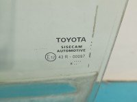 Szyba drzwi tył lewa Toyota Corolla E16 E18 13- sedan