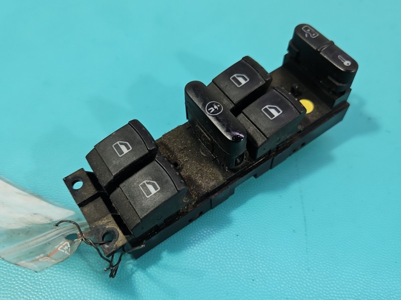 Przełącznik szyb Seat Toledo II Leon I 1J4959857B Producent części: Seat, Europejska EU