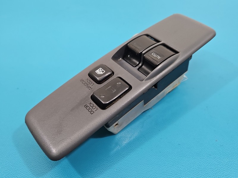 Przełącznik szyb Toyota Rav4 I 94- Europejska, 2x szyba / 3drzwi EU