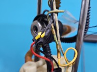 pompka Pompa paliwa mazda Tribute I 00-07 2.0 16V Producent części: Mazda, lutowane przewody