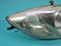 Reflektor lewy lampa przód Toyota Yaris II EUROPA