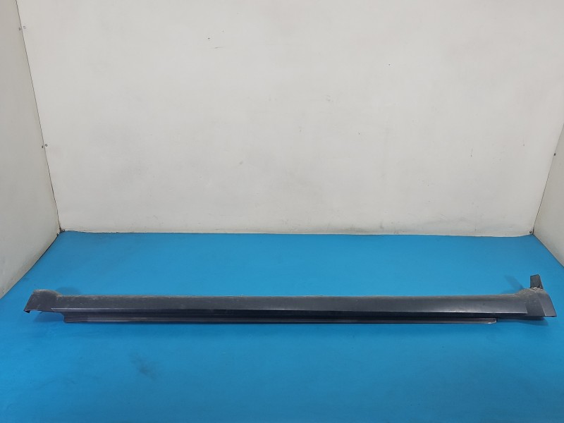 Listwa progowa prawa PRÓG NAKŁADKA Fiat Freemont 05174148AH