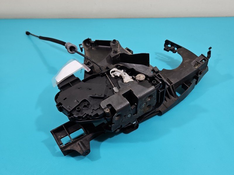 Zamek przód prawy 30699447 Volvo V50 S40 II EUROPA