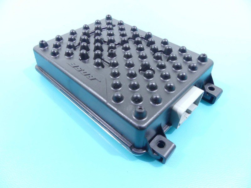 Wzmacniacz Porsche Panamera I 970