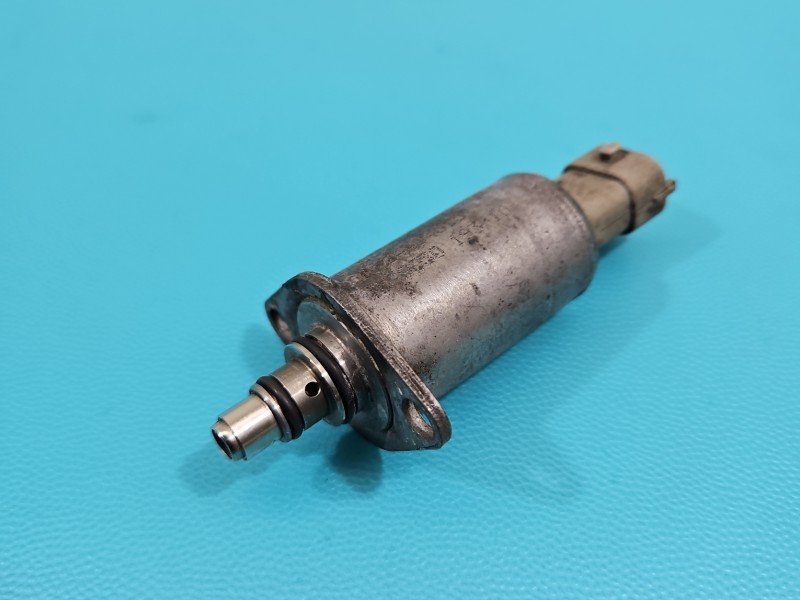 Czujnik ciśnienia paliwa Opel Vectra C 24404015 regulator