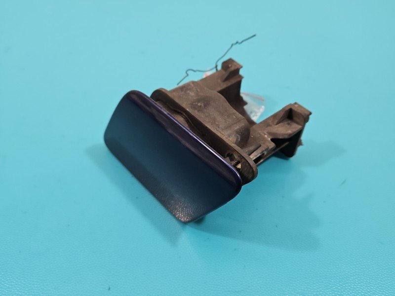 Zaślepka spryskiwacza lewa Audi A4 B5 8D0807275AA Zaślepka spryskiwacza lewa Audi A4 B5 8D0807275AA