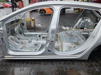 Próg lewy SŁUPEK ŚRODKOWY B Opel Astra V K HB 5d srebrny Z176