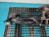 Piasta koła tył prawa zwrotnica łożysko Audi Q3 2.0 tdi (CFGC)