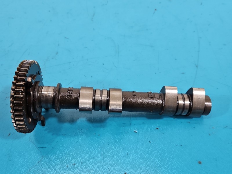 Wałek rozrządu Honda VFR 800 98-01 0.8b