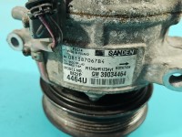 Sprężarka klimatyzacji kompresor 39034464 Opel Astra V K 1.6 cdti (LWQ)
