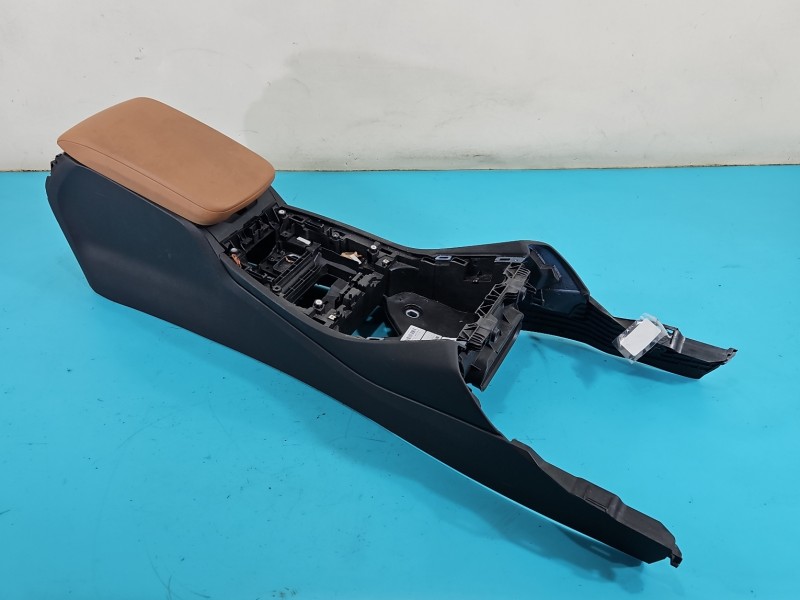 Podłokietnik TUNEL BMW iX3 G08 9871595 EUROPA