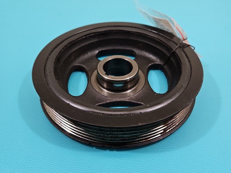 Koło pasowe wału korbowego Toyota Aygo II 14-22 1.0 vvti (1KR) Koło pasowe wału korbowego Toyota Aygo II 14-22 1.0 vvti (1KR)