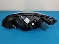 Reflektor prawy lampa przód Peugeot 308 II T9 EUROPA 9677522980, 9677522980-00