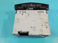 Radio fabryczne Mercedes W204 A2048708990 radioodtwarzacz