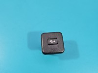 Gniazdo USB Suzuki Sx4 S-Cross 13-21