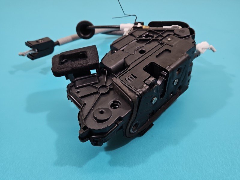 Zamek przód lewy 5TB837015B Skoda Kodiaq I EUROPA 7pin