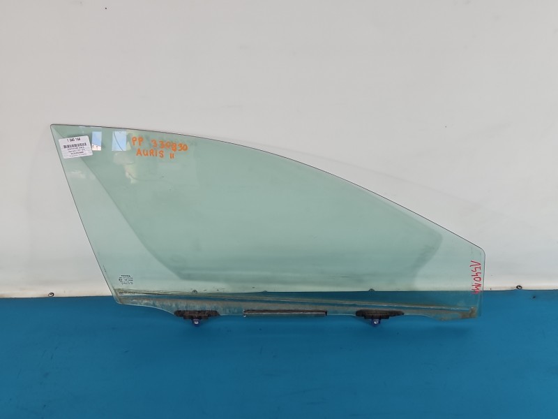 Szyba drzwi przód prawa pasażera Toyota Auris II TOYOTA, 2018R 5DRZWI kombi